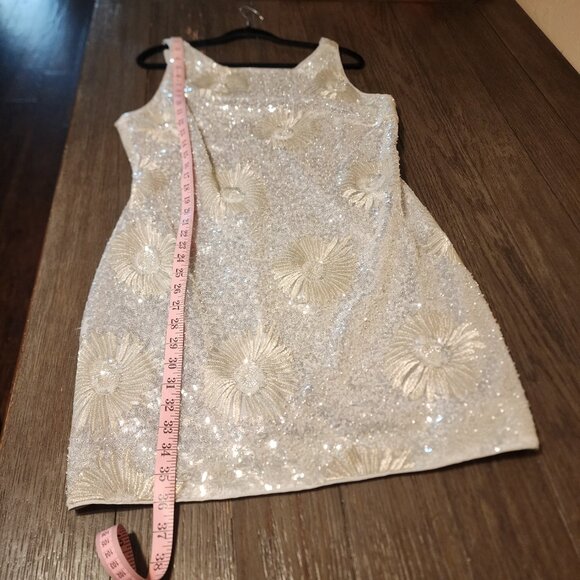 Elliatt Caledonia Sequin Mini Shift Dress NWOT Silver XXL - Picture 2 of 9